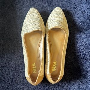 Espadrilles flats